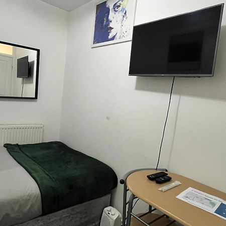Home Away Londyn Zewnętrze zdjęcie